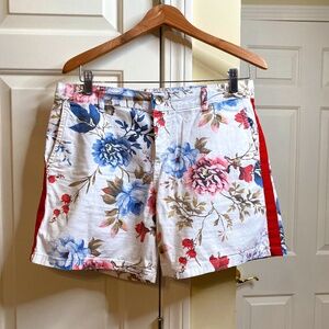 Georgia & Johns, Shorts, Large, White with Colors